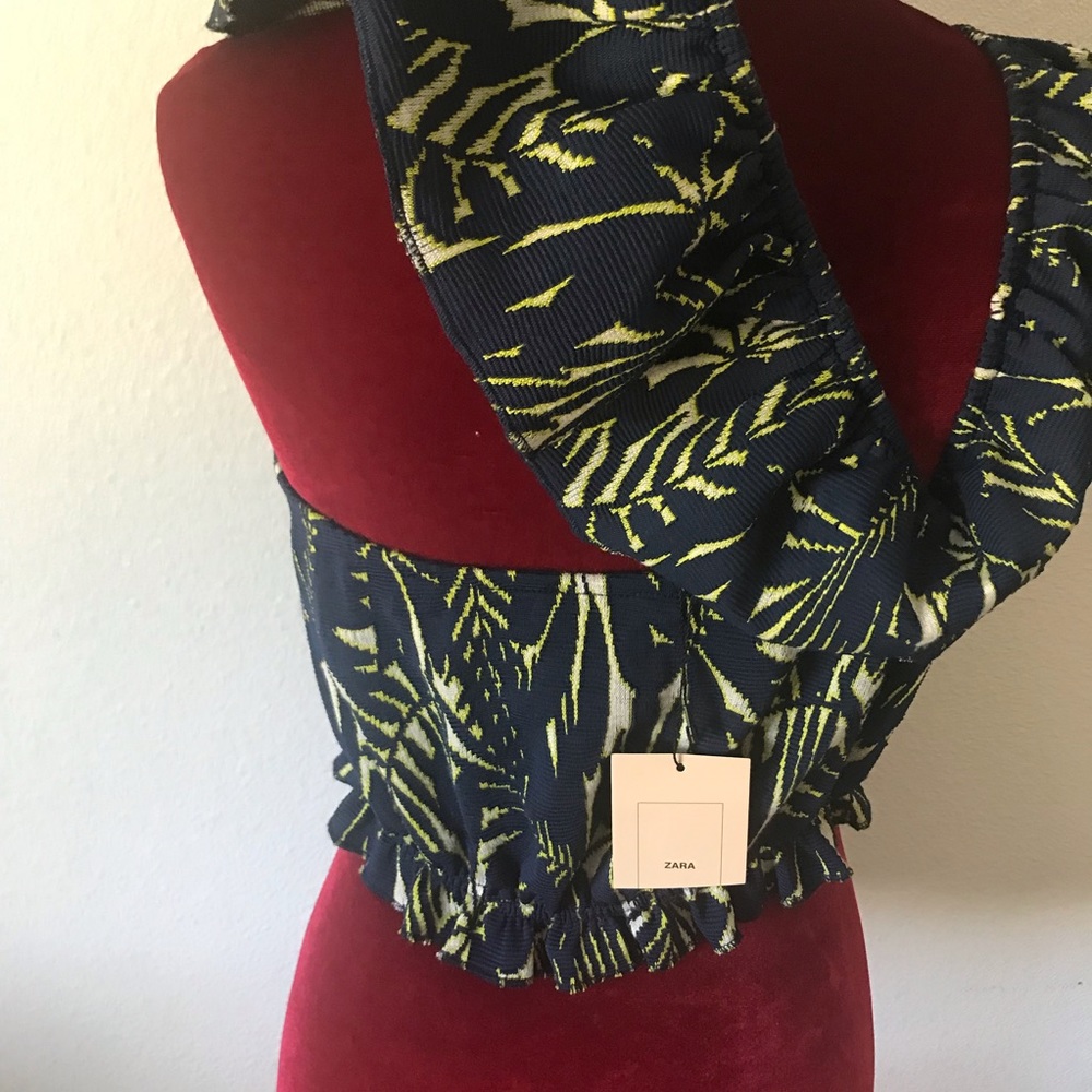 Zara L Crop Top Ruffles Off Shoulder - Picture 3 of 9